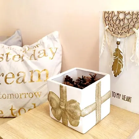 Lovely Center 1bd, 1bt *