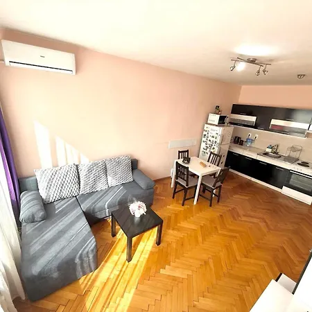 Lovely Center 1bd, 1bt * Sofia